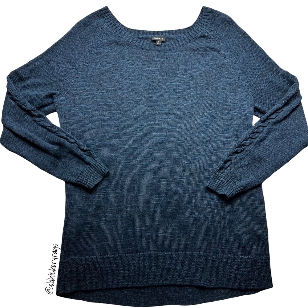 Torrid Navy Blue Sweater Round Neckline Plus Size 2